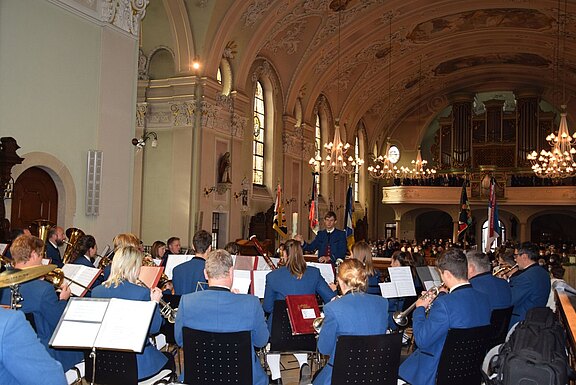 Messegestaltung_BMH_Seelensonntag__11_.jpeg  